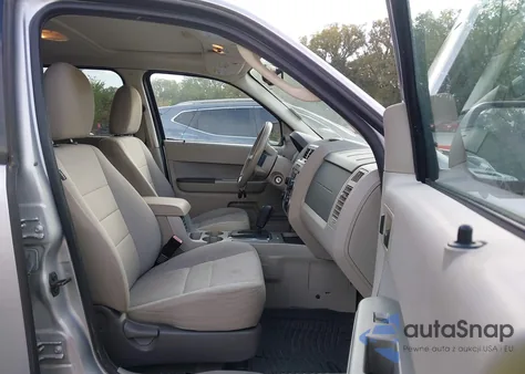 2011 Ford Escape Xlt из США, поврежденный, VIN 1FMCU0D75BKB72522